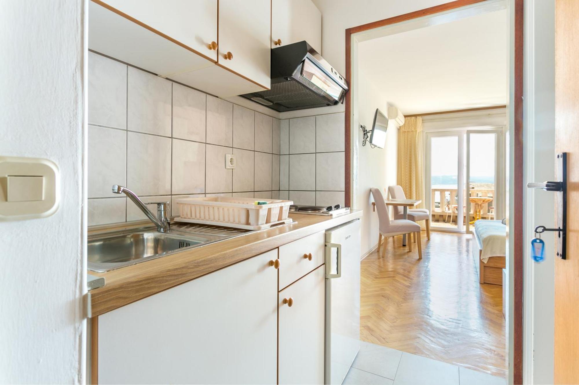 Apartments By The Sea Brela, Makarska - 18356 Room photo